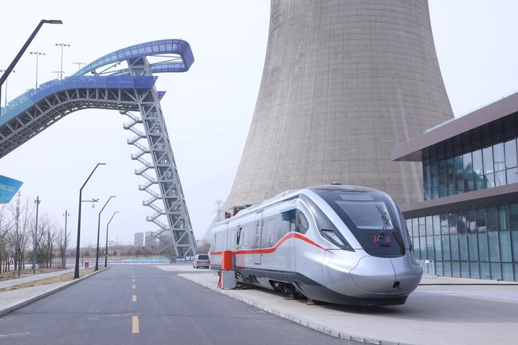 碳减排技术驱动下的绿色动脉 京投装备200公里时速市域D型动车组研发纪实